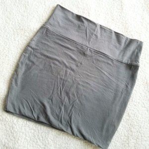 **BOGO** Gray Mini Pencil Skirt (S)